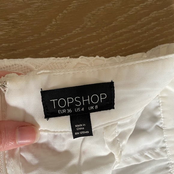 Top shop lace skirt - Picture 3 of 3